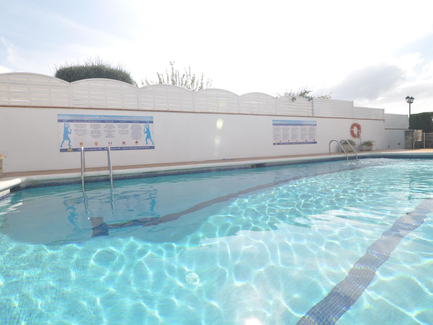 Casa piscina comunitaria y tenis a 500 metros de la playa en l'Escala