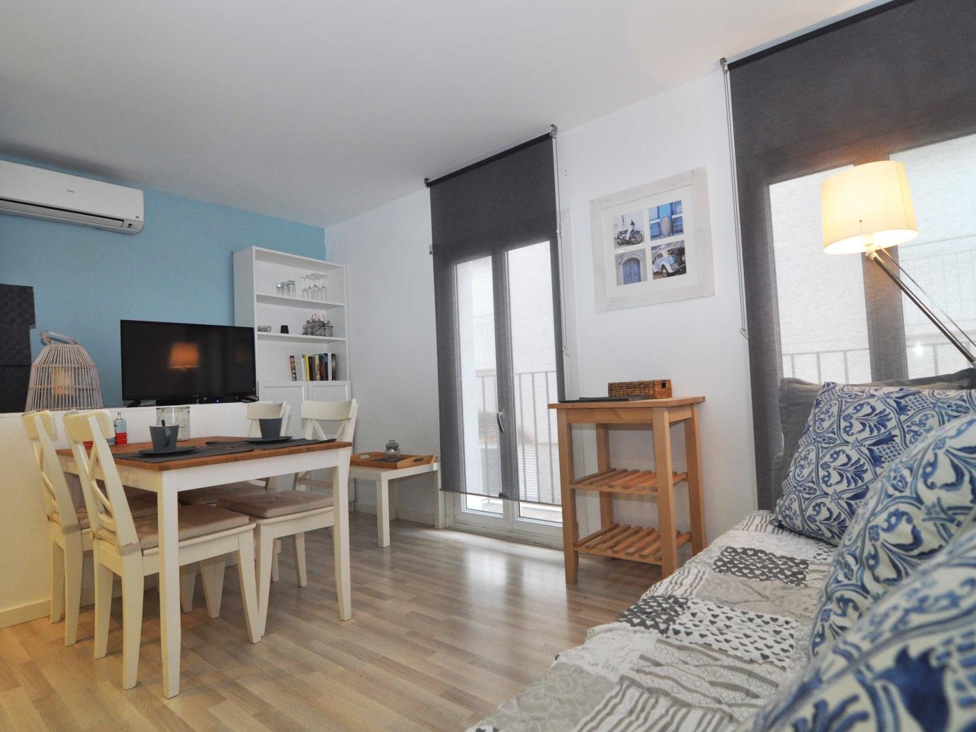 Bonito apartamento en el centro de l'Escala a 5 minutos de la playa. en l'Escala