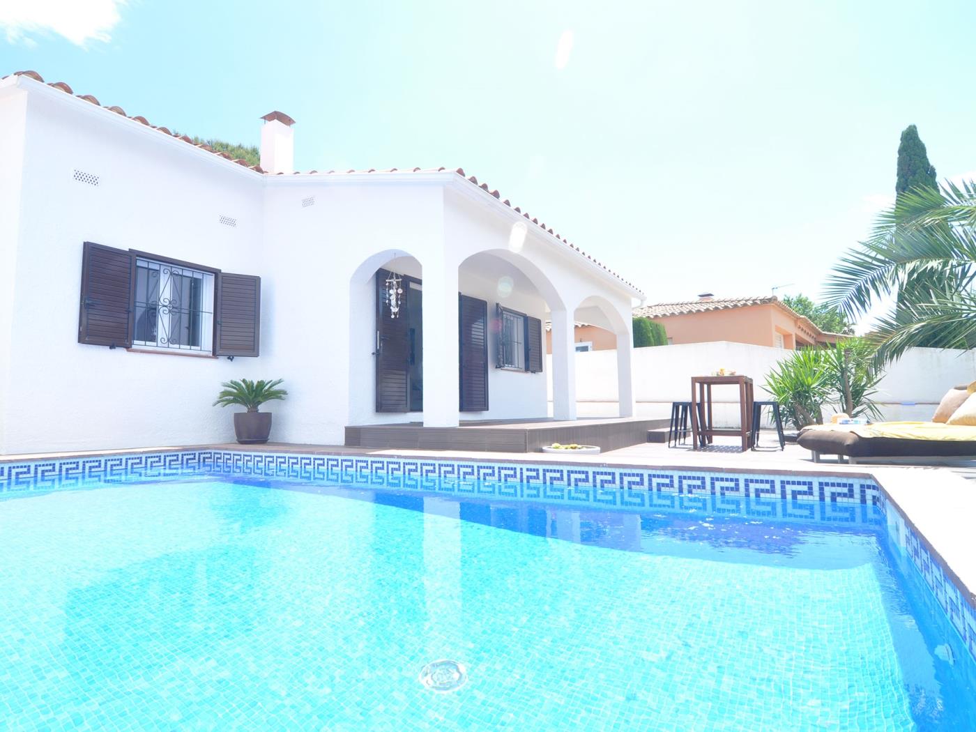 Hermosa casa con piscina privada, Wifi y Barbacoa en l'Escala
