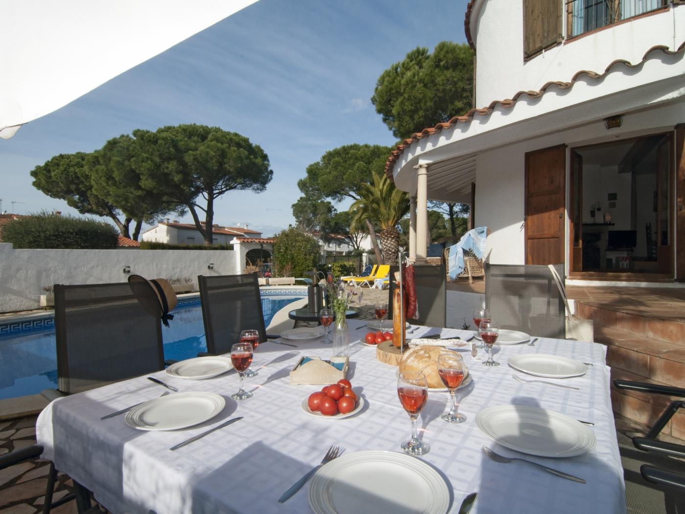 Casa con piscina privada en l'Escala