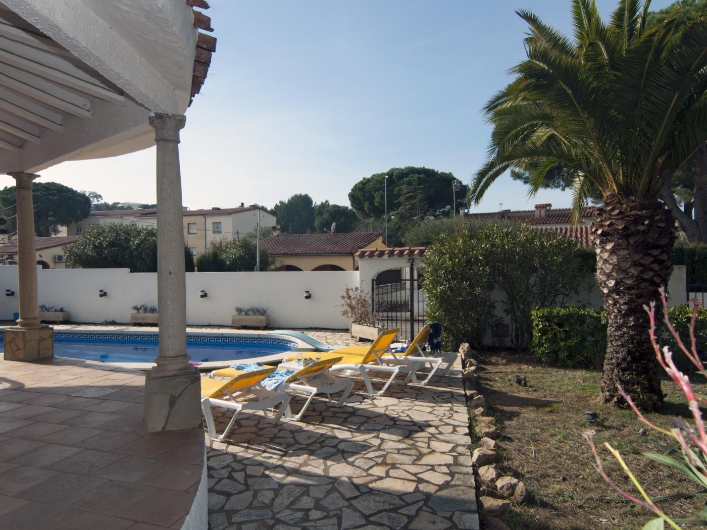 Casa con piscina privada en l'Escala