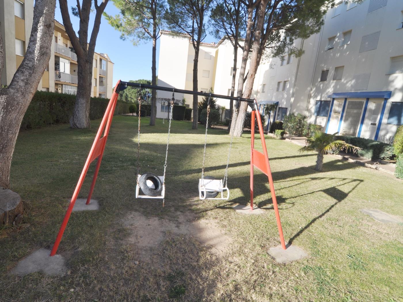 APARTAMENTO CON PISCINA COMUNITARIA en l'Escala