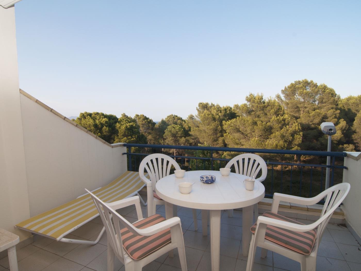 APARTAMENTO CON PISCINA COMUNITARIA en l'Escala