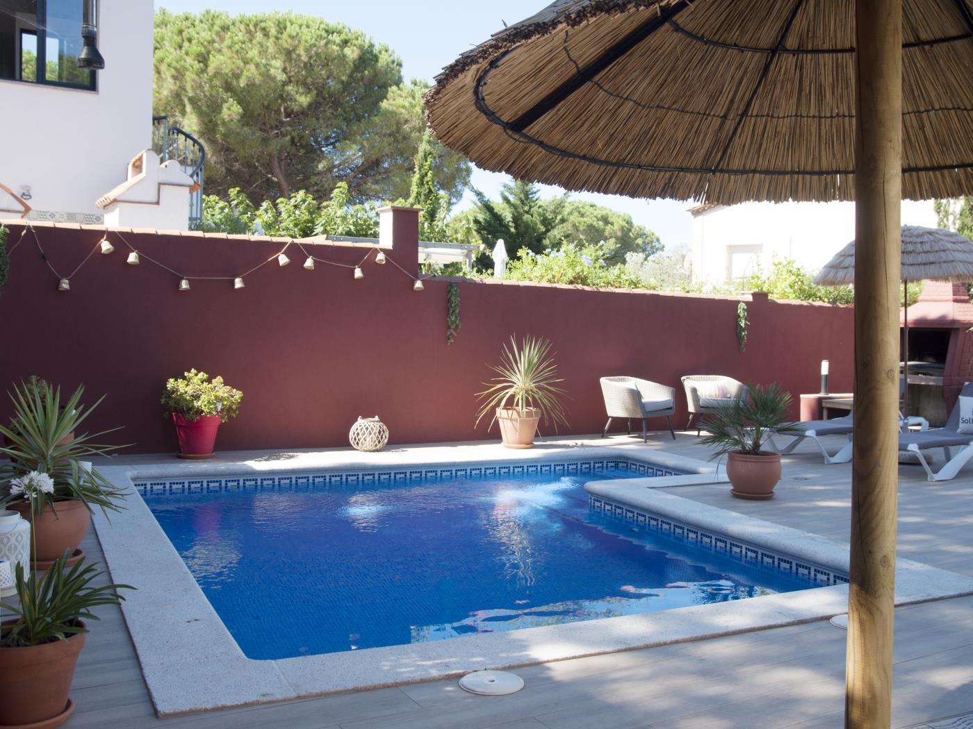 La casa perfecta para tus vacaciones con piscina privada en l'Escala