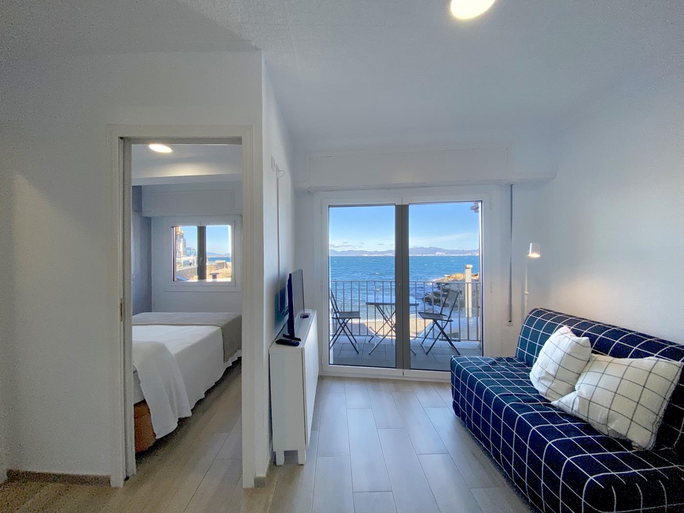 Bonito apartamento con vistas al mar en l'Escala