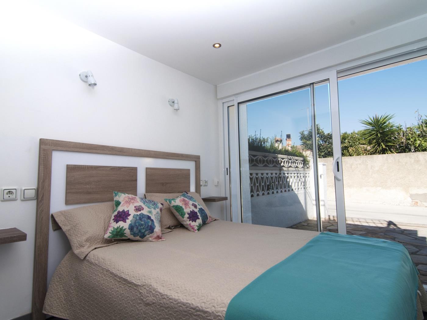 -Acogedora casa con piscina privada, Barbacoa y Wifi en l'Escala