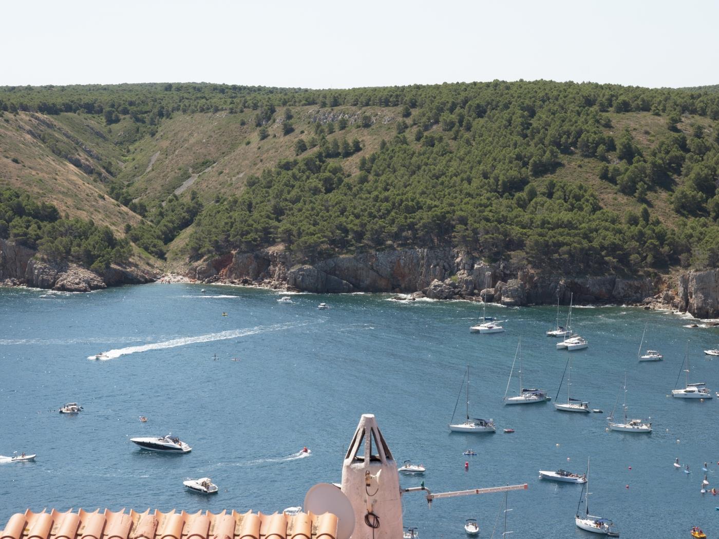 Bonita casa con una espectacular vista al mar en l'Escala