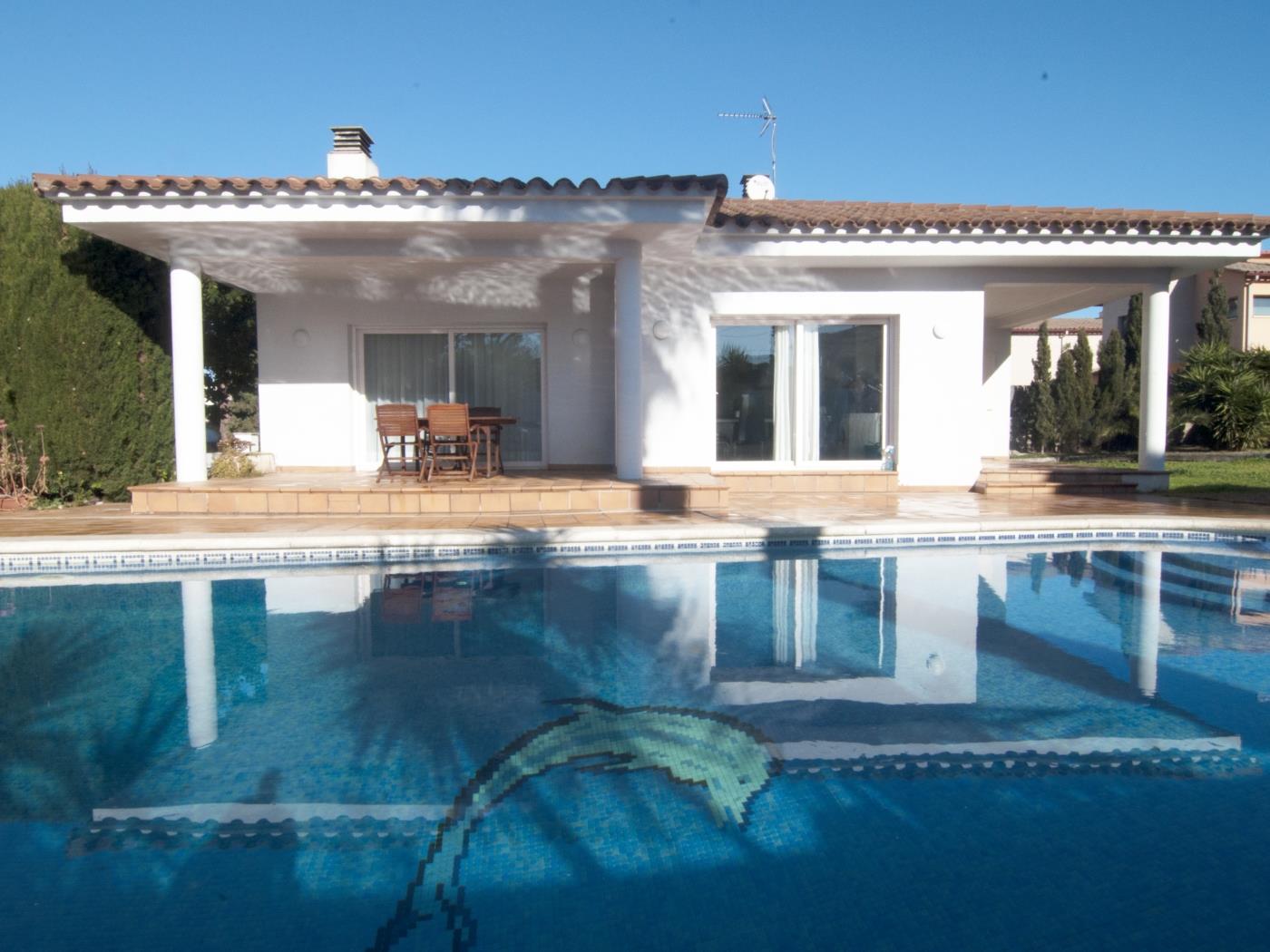 Magnífica villa con piscina privada, jardín y barbacoa en l'Escala