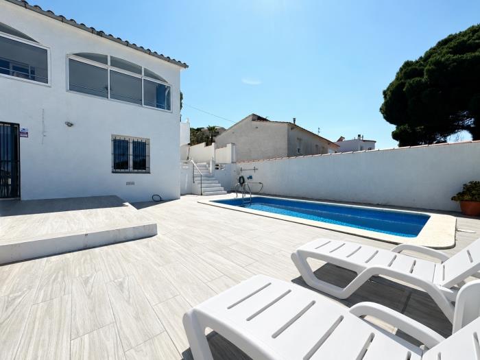 apartamentos ATA associacio Girona