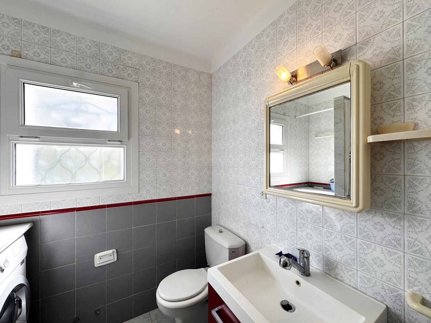 Belle Maison avec piscine privée/Jacuzzi, wifi et barbecue à l'Escala