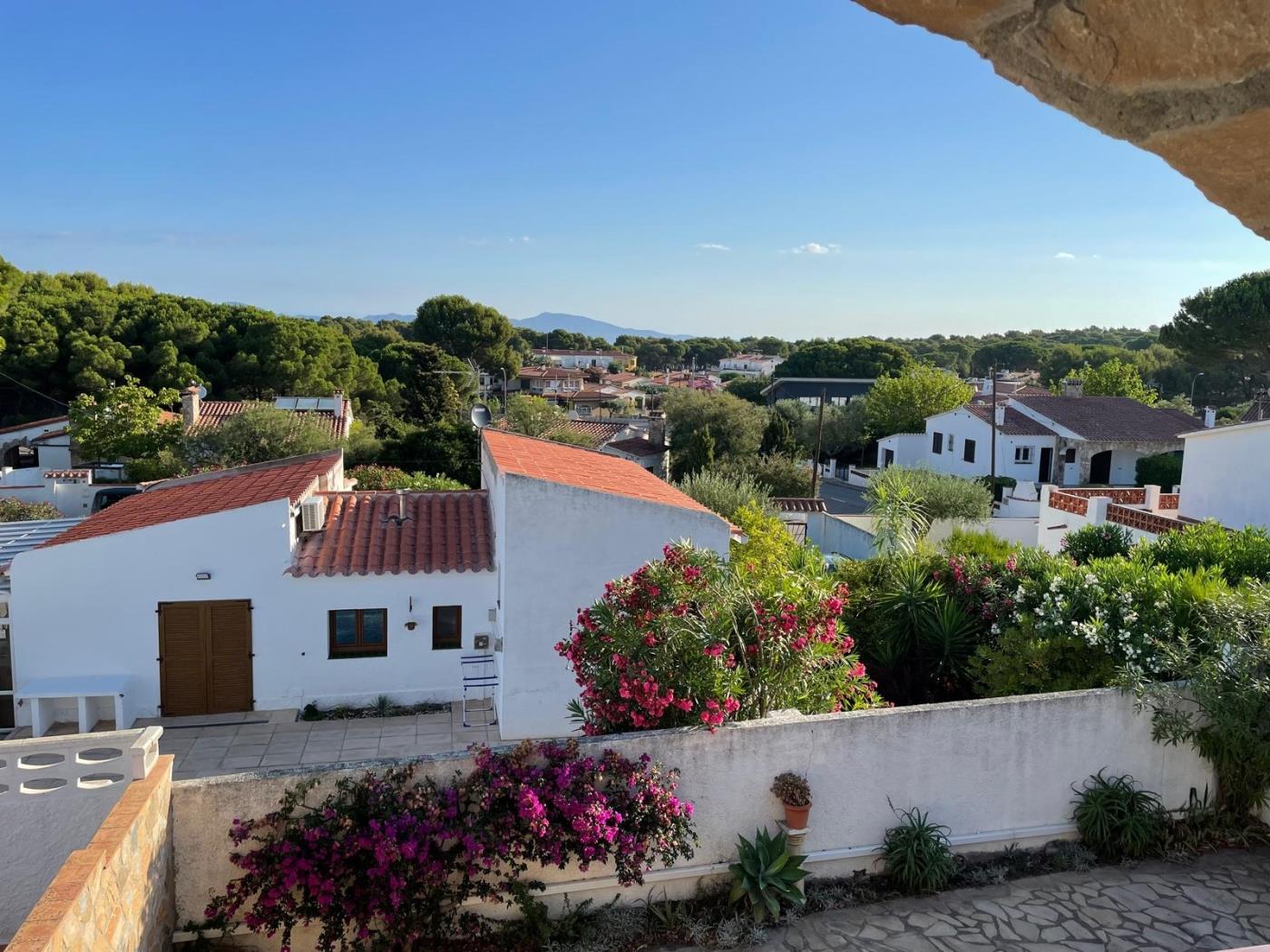 Bonita Casa con piscina privada/Jacuzzi, wifi y barbacoa en l'Escala