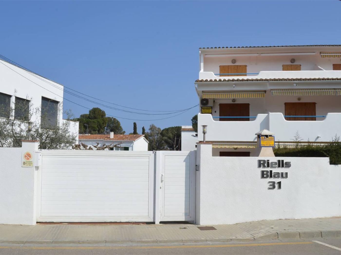 Agradable estudi amb piscina comunitària pàrquing a l'Escala