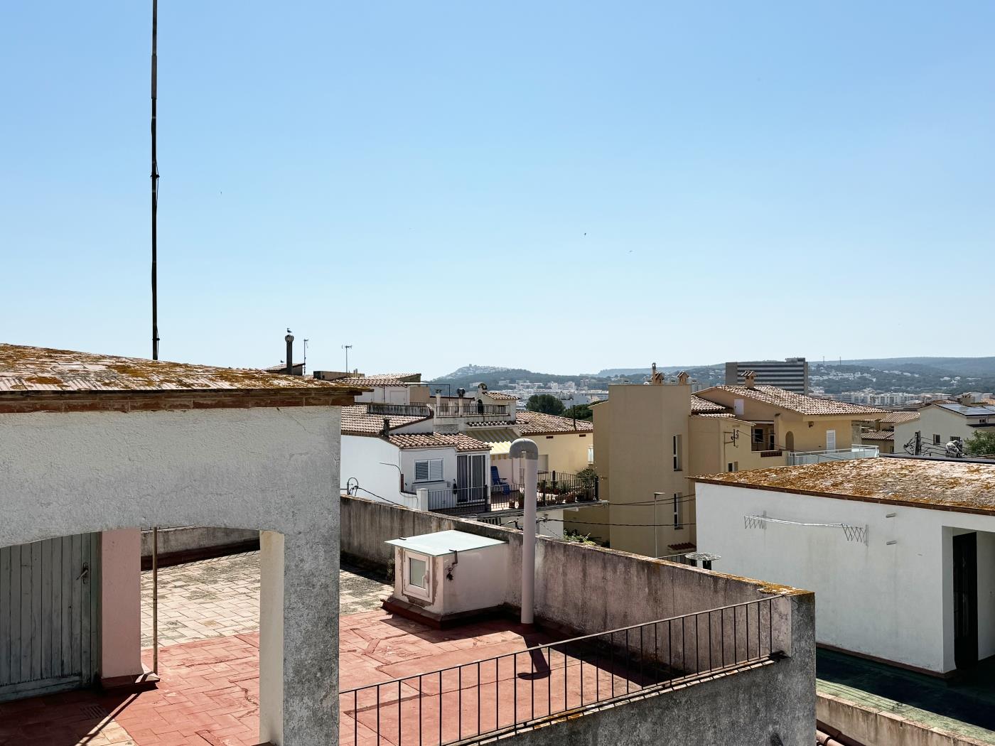 Casa Avda Girona en l'Escala