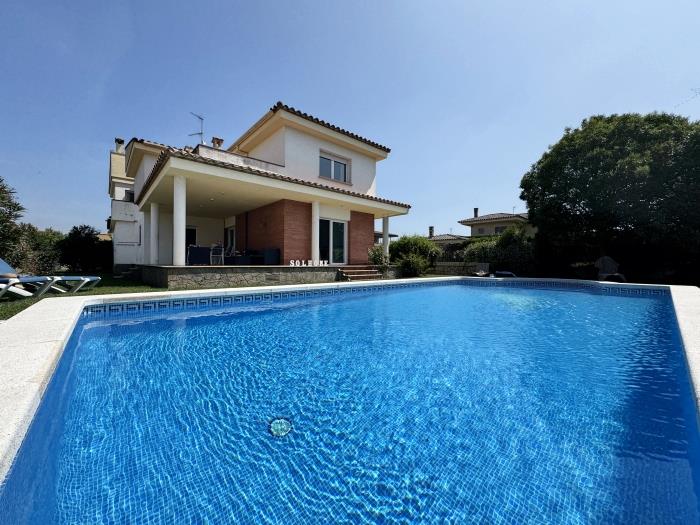 apartamentos ATA associacio Girona