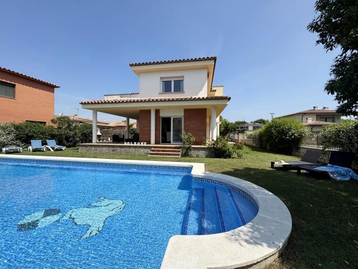 apartamentos ATA associacio Girona