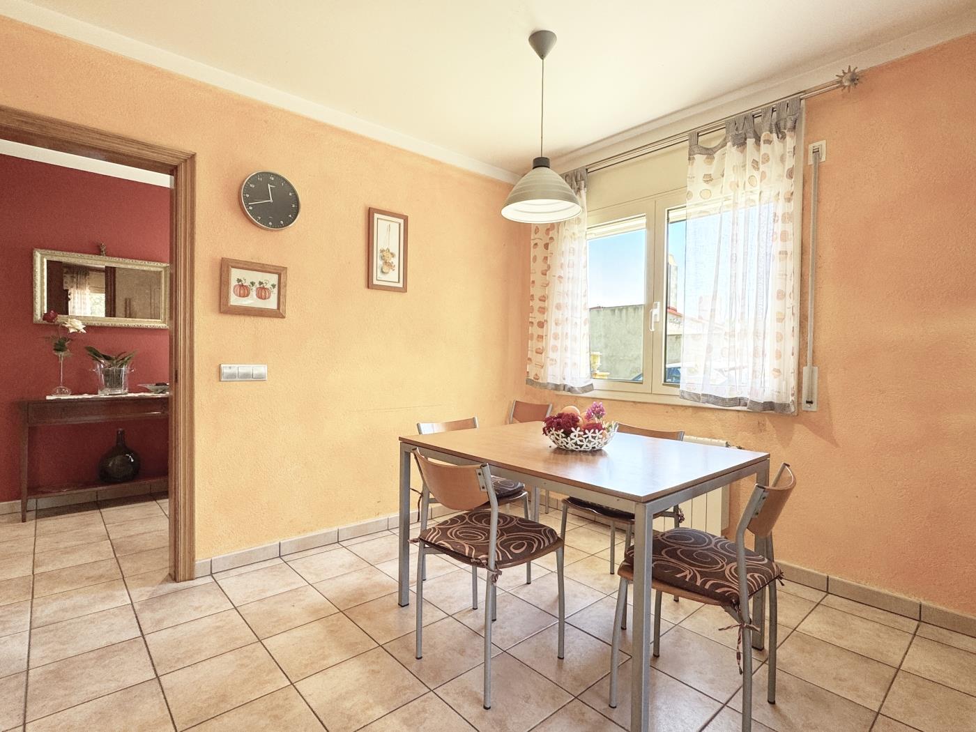 Casa del Pi a Bellcaire d'Empordà