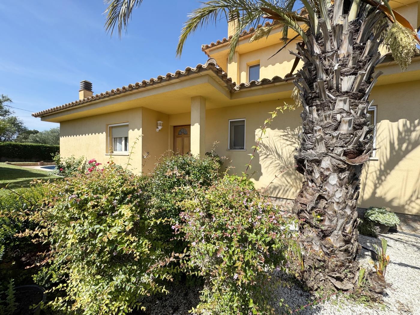 Casa del Pi a Bellcaire d'Empordà
