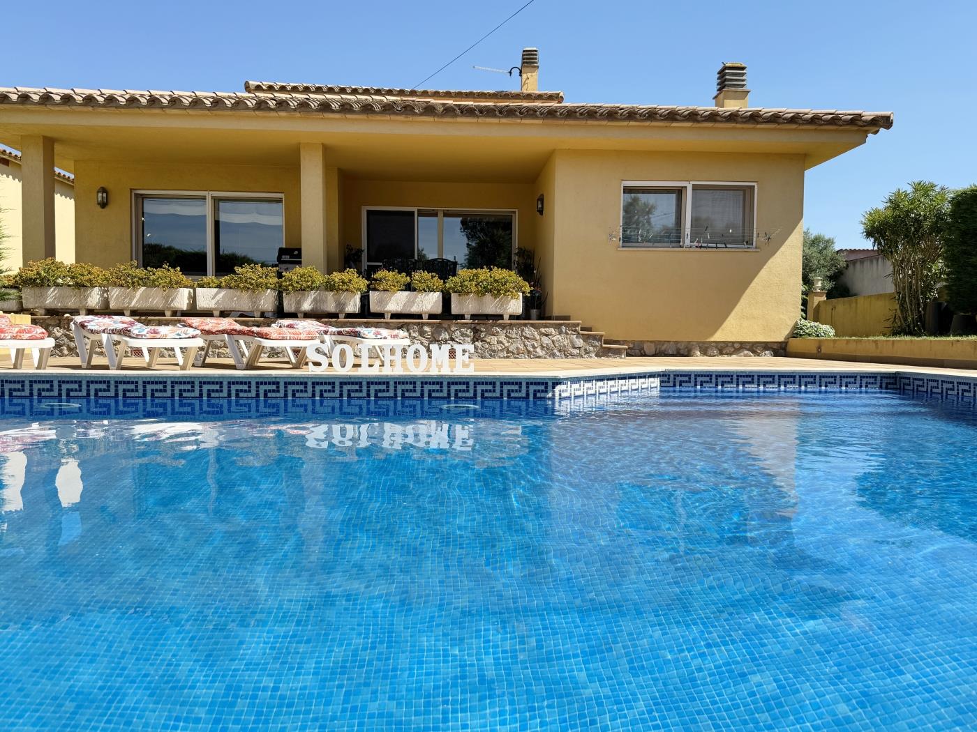 Casa del Pi a Bellcaire d'Empordà