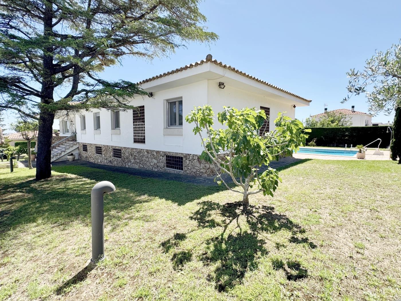 Casa Migjorn a l'Escala