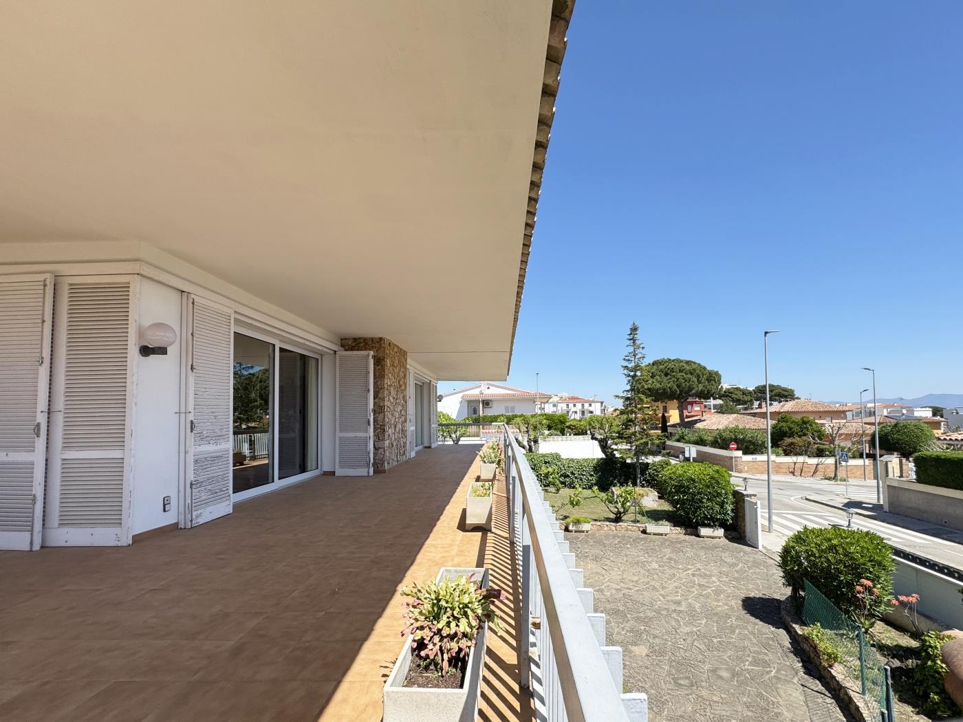 Casa Migjorn a l'Escala