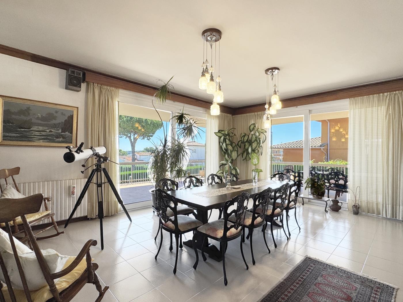 Casa Migjorn a l'Escala