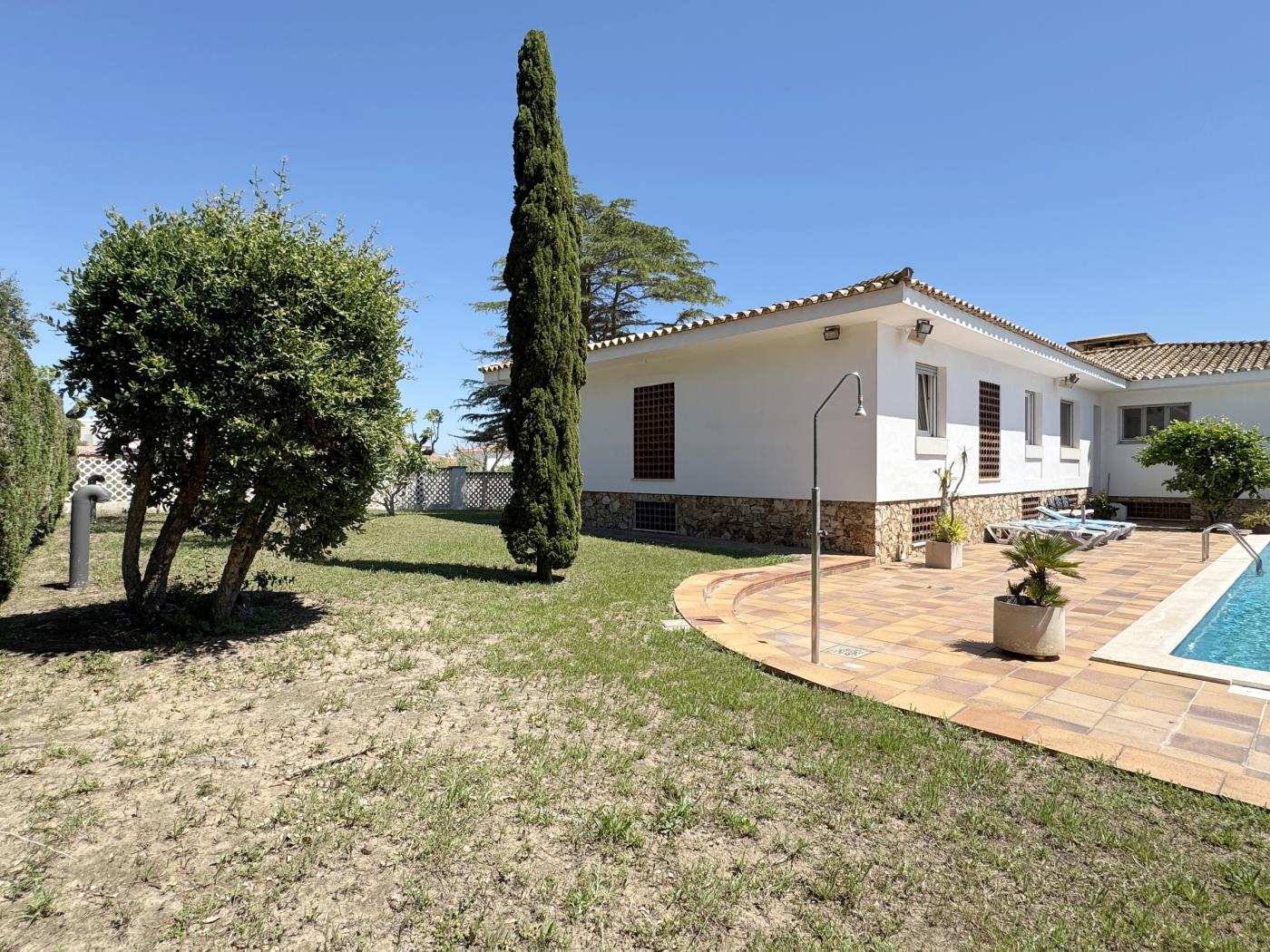 Casa Migjorn a l'Escala