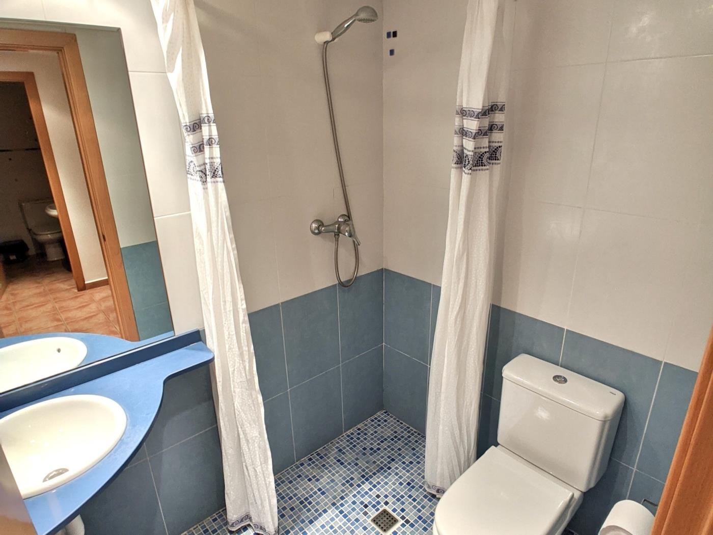 Villa familiar con piscina privada y barbacoa. en l'Escala