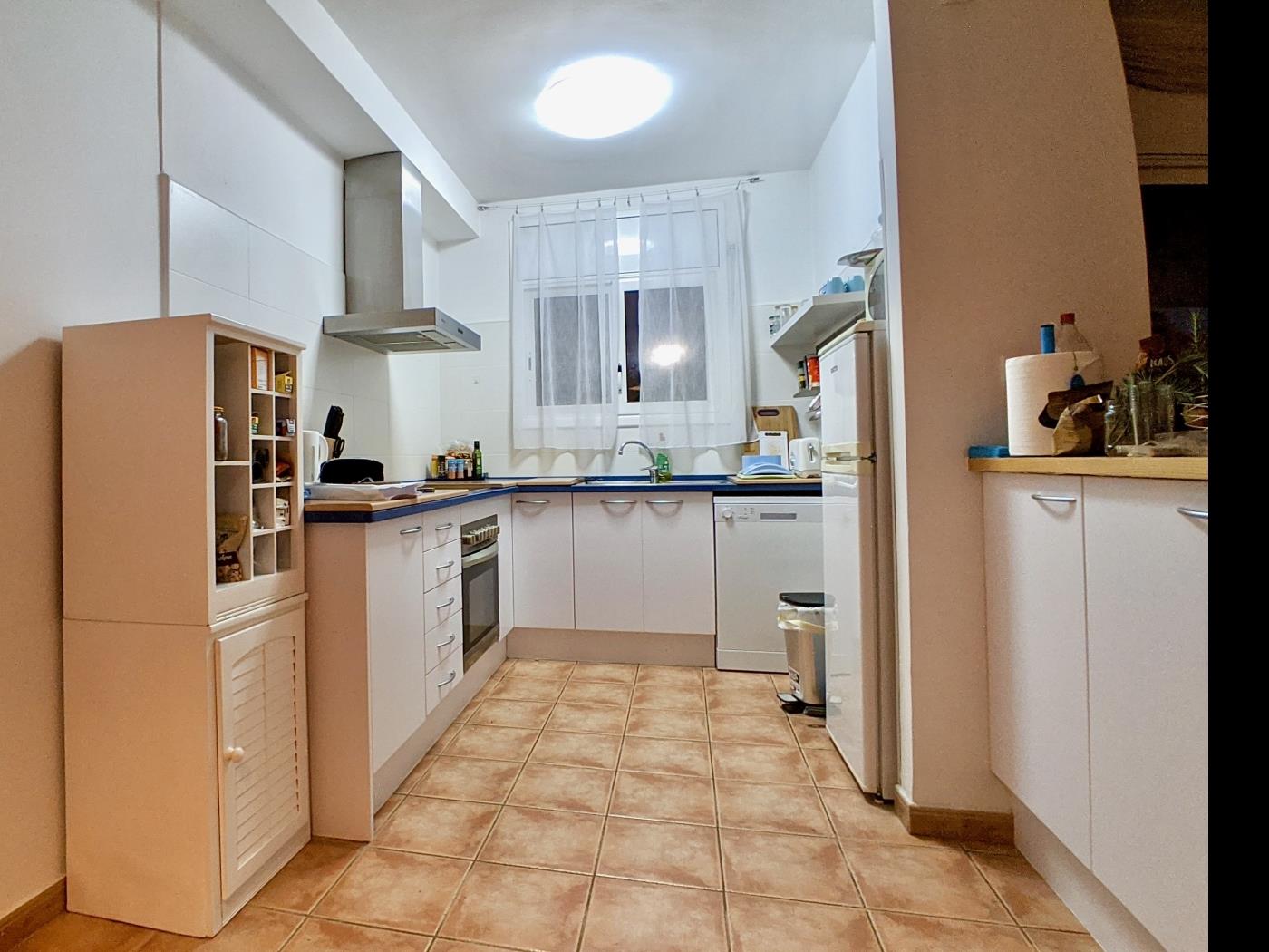 Villa familiar con piscina privada y barbacoa. en l'Escala