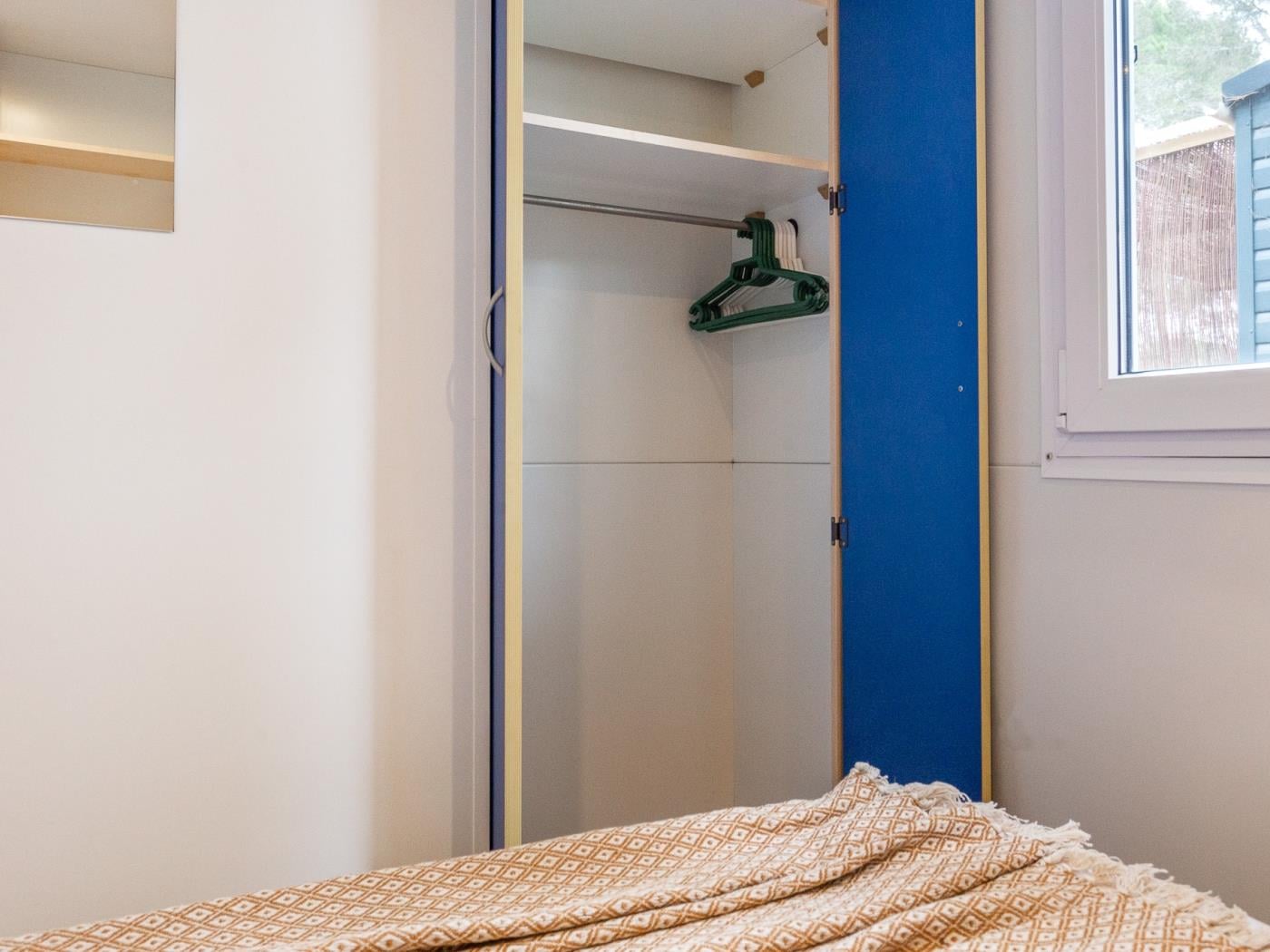 Bungalow cerca de la playa con parking y Wi-Fi en l'Escala