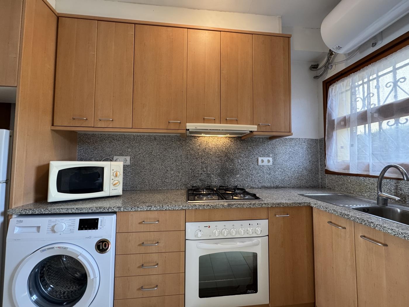 Apartamento a 1 minuto de la playa de Riells en l'Escala
