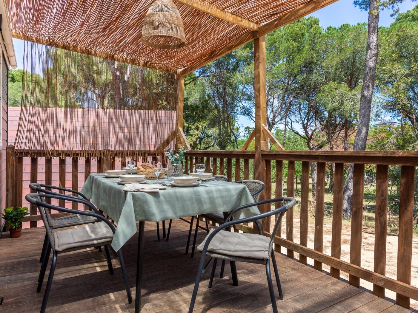 Bungalow cerca de la playa con parking y Wi-Fi en l'Escala