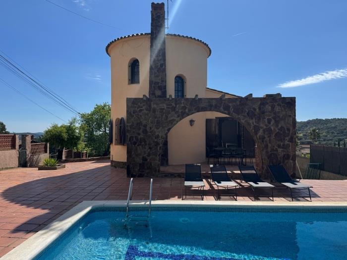 apartamentos ATA associacio Girona