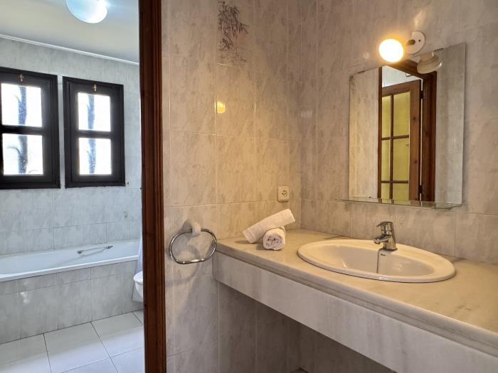 apartamentos ATA associacio Girona