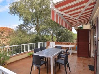 VILLA VALL ATACHED HOUSE WITH AIR CONDITIONING AND TERRACE