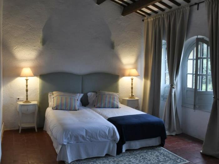 apartamentos ATA associacio Girona