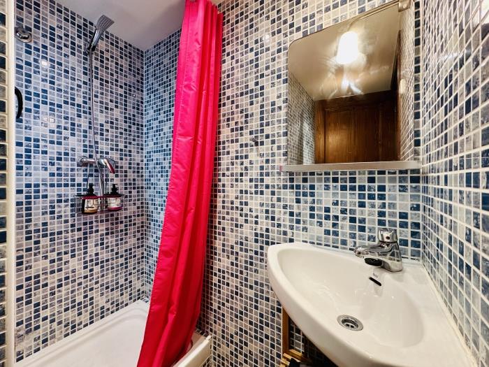 apartamentos ATA associacio Girona