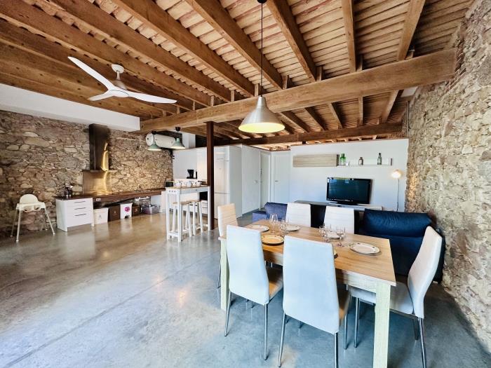 apartamentos ATA associacio Girona