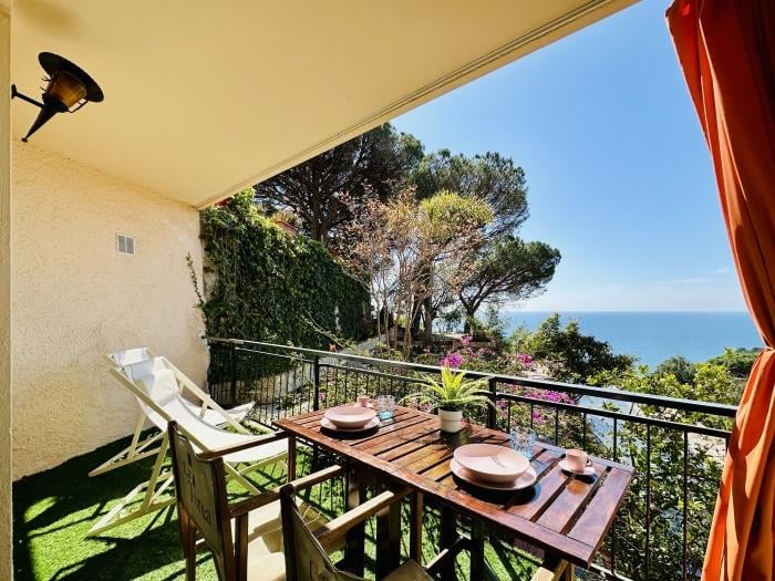 apartamentos ATA associacio Girona