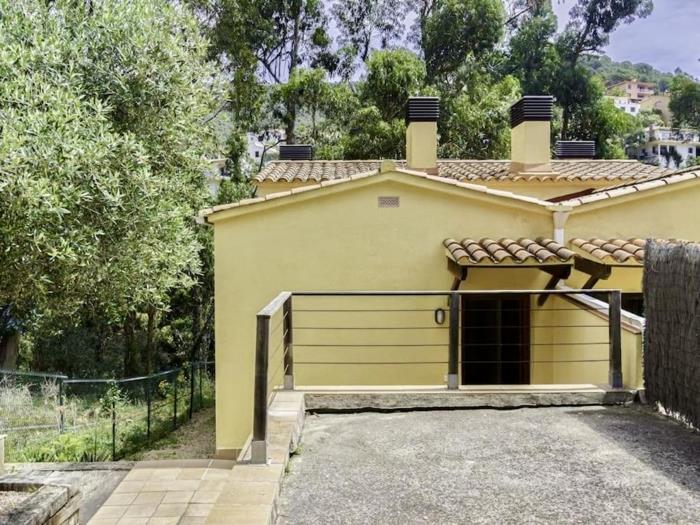 apartamentos ATA associacio Girona
