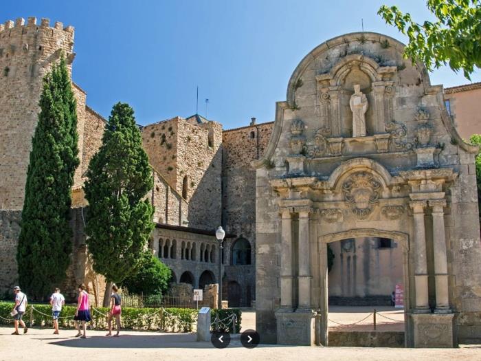 apartamentos ATA associacio Girona