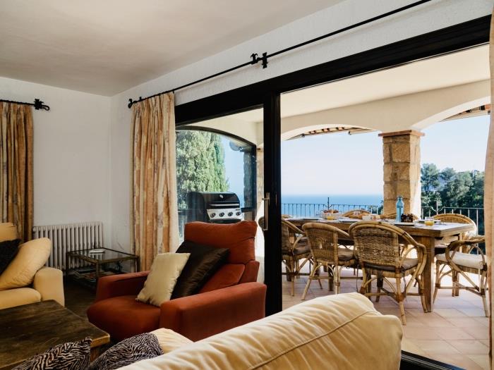 apartamentos ATA associacio Girona