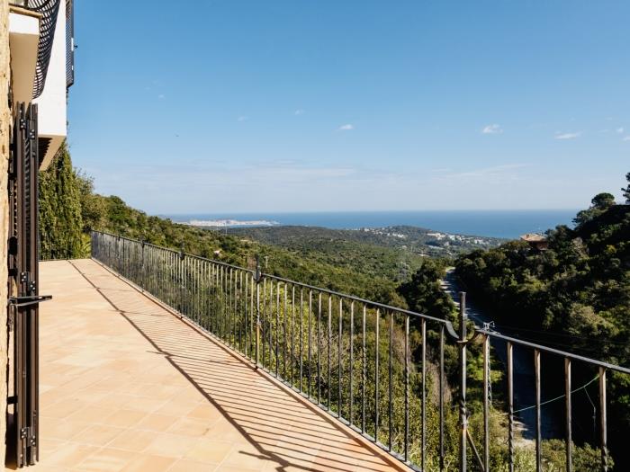 apartamentos ATA associacio Girona