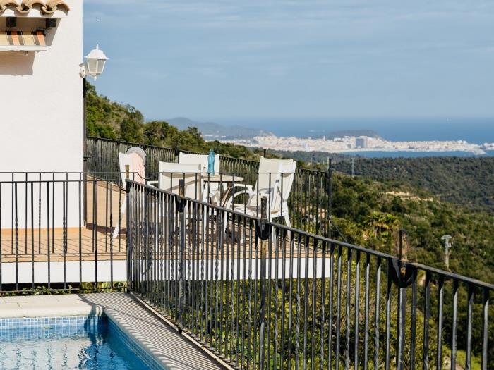 apartamentos ATA associacio Girona