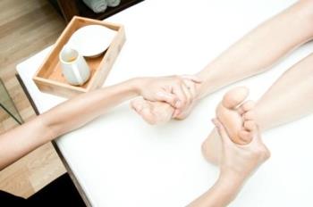 Bio-energetic therapeutic massages