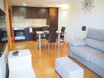 Apartament Modern apartment with parking in Palamós