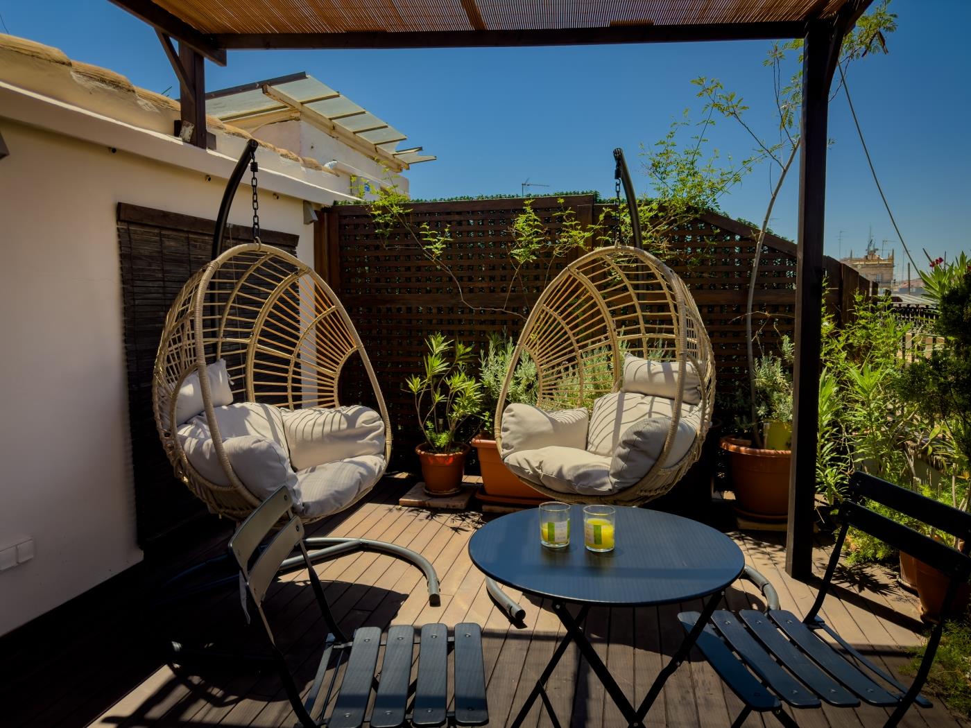 apto-loft-torres-de-serranos-terraza-en-el-centro-historico-en-valencia