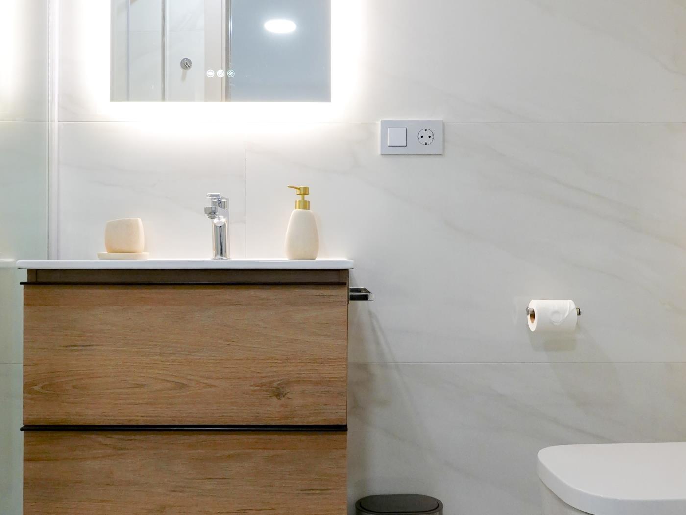 apartment-3-bedroom-3-bathroom-in-playa-gandia-in-gandia