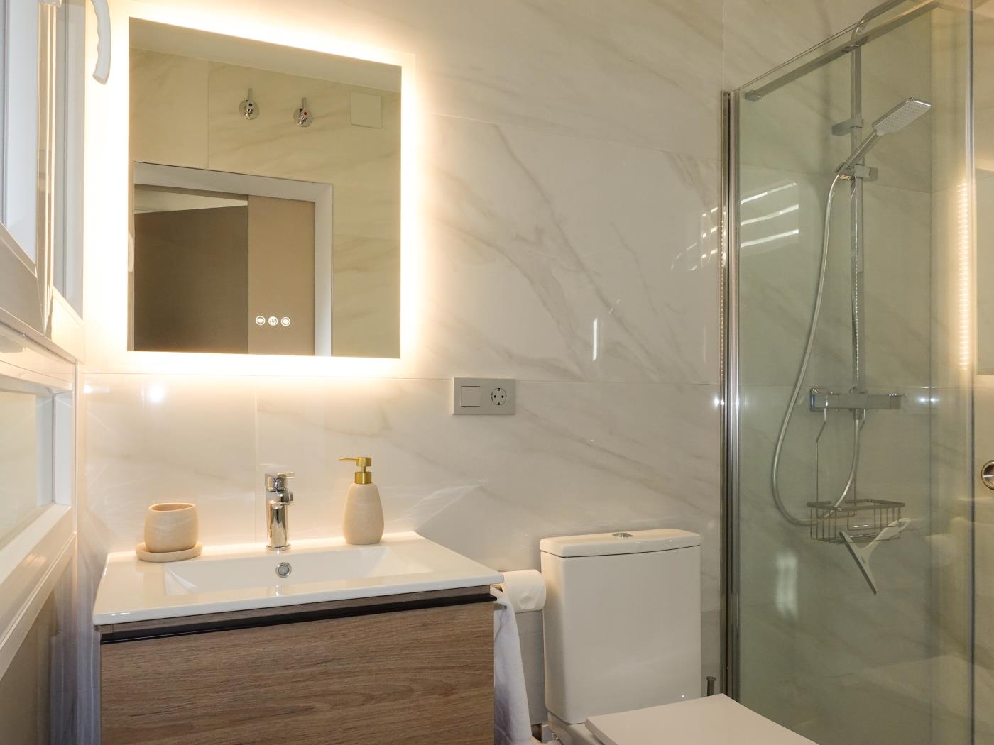 apartment-3-bedroom-3-bathroom-in-playa-gandia-in-gandia