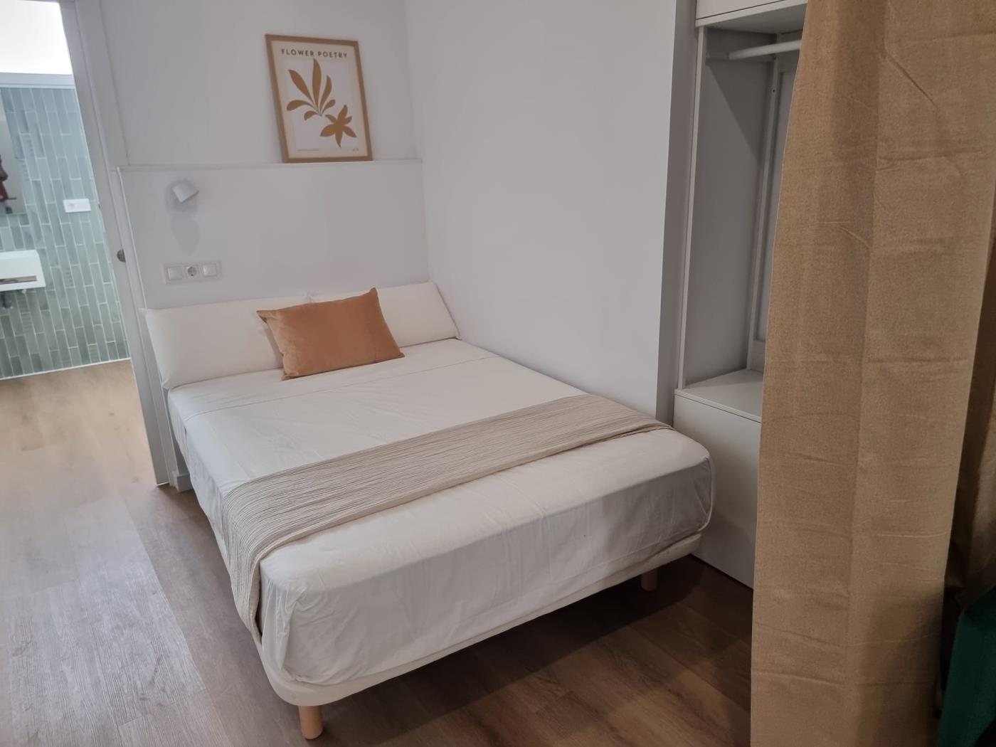 spectacular-apartment-with-all-the-amenities-en-valencia