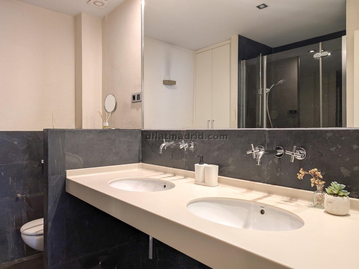 Exterior apartment next to Serrano with all the amenities #209 in Madrid